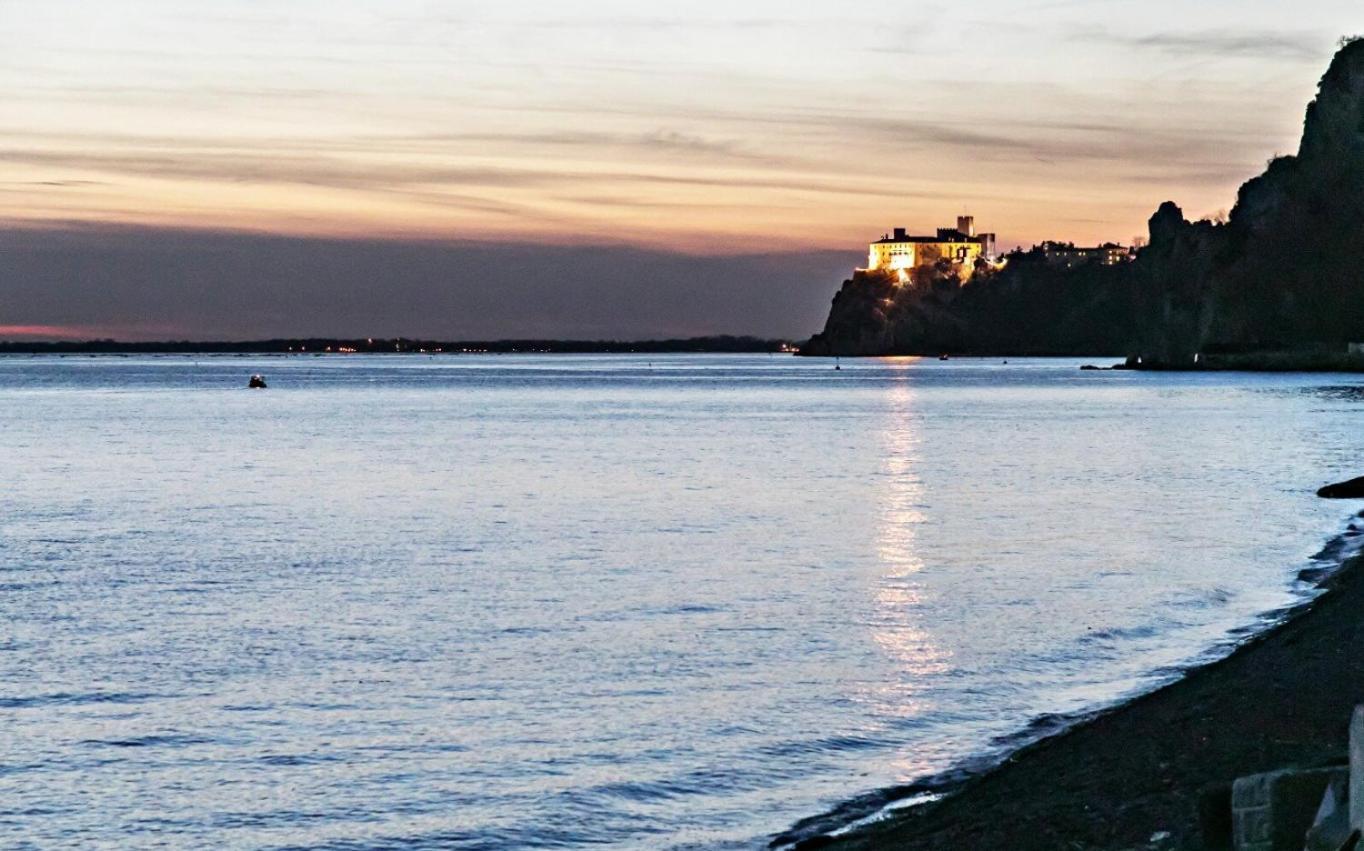 Portopiccolo Avolare Apartments In Borgo - Beach Included Sistiana Buitenkant foto